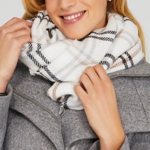 Suzy Shier White, gray and brown windowpane frayed edge scarf NWT